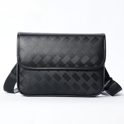Sac à bandoulière tendance pour homme avec rabat en cuir de vachette gaufré et couche de tête Sac à bandoulière en cuir véritable Sac élégant et pratique pour homme