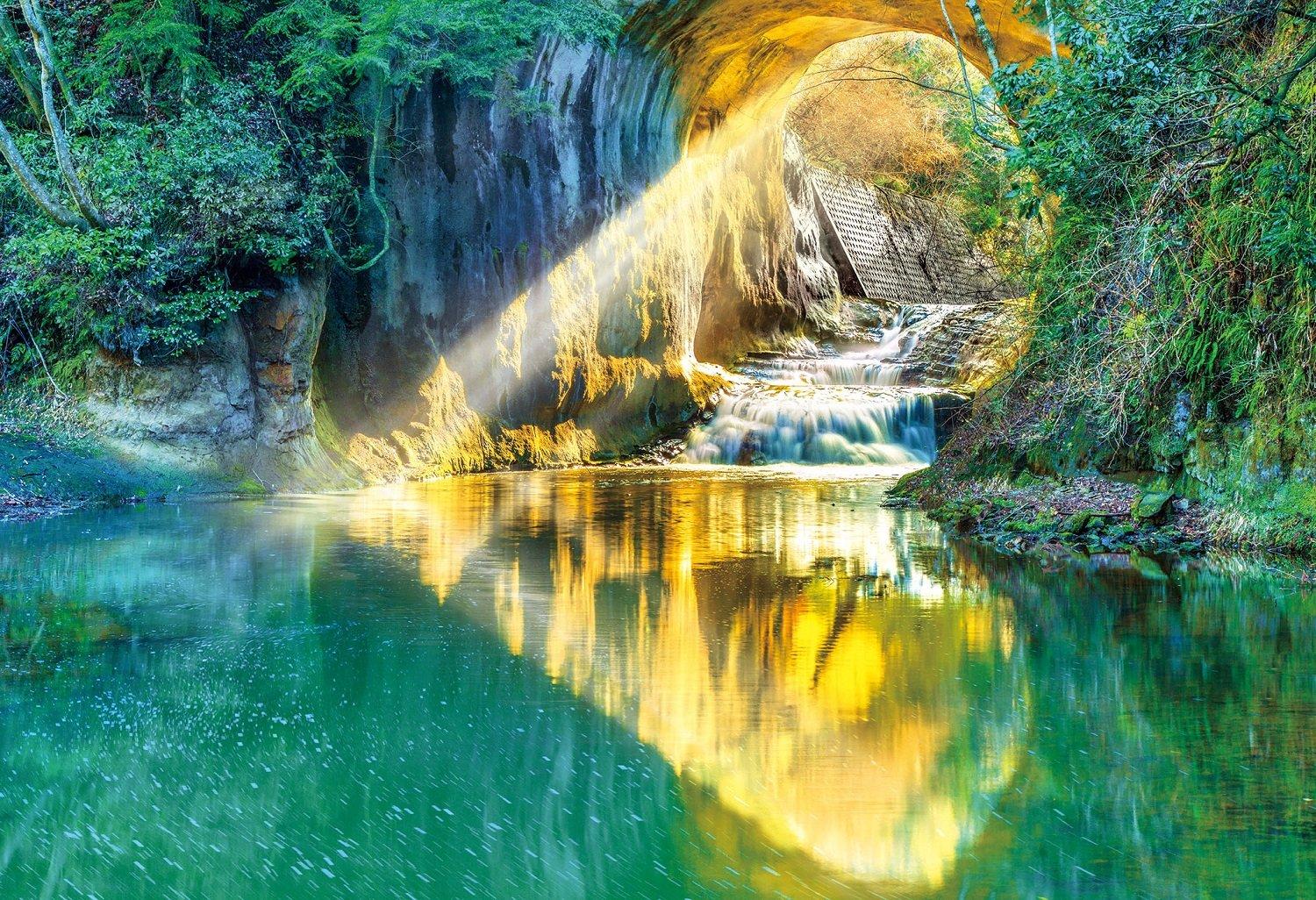 

300 piece jigsaw puzzle Kameiwa Cave Chiba - (26x38cm)