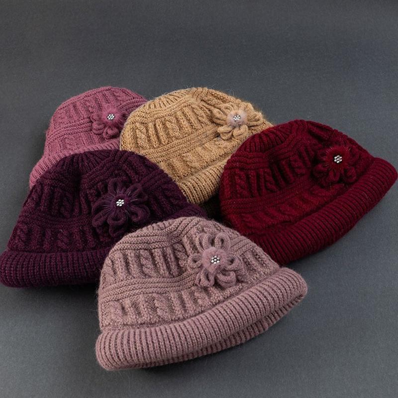 Middle-aged and Elderly Floral Knitted Thick Velvet Winter Hat