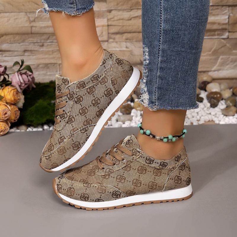 Women's Autumn and Winter New Large Size Women's Casual Sports Shoes Flower Solid Color Single Shoes