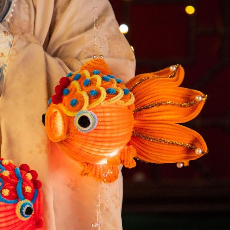 Handheld Chinese Fish Decoration Distinctive Fish Lanterns Set for Autumn Festival and Lanterns Celebration