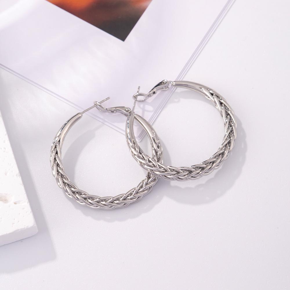 Versatile Non-Fading Brass Hoop Earrings - Timeless Round Design