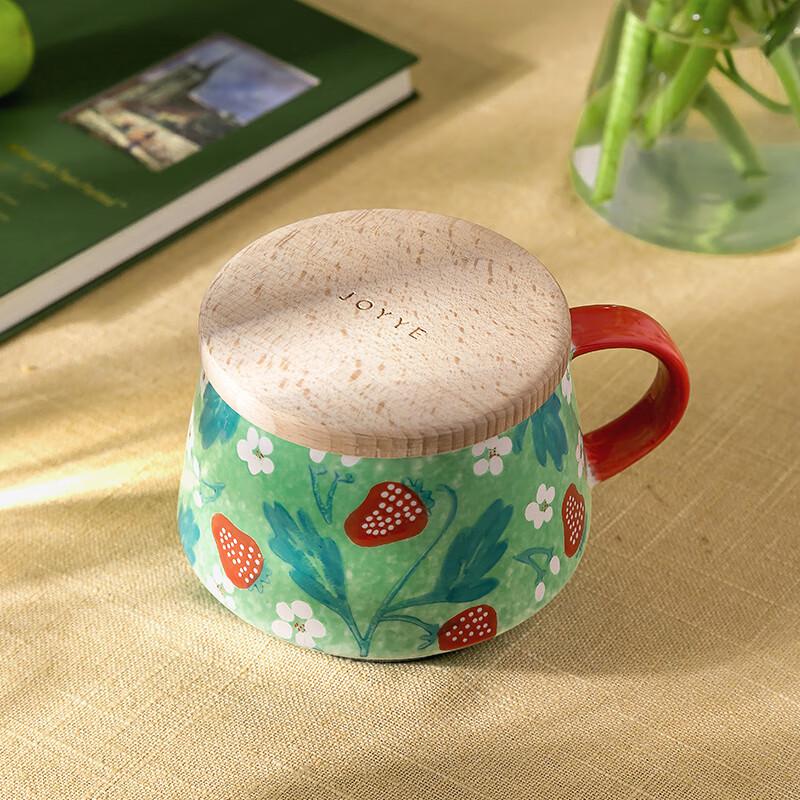 JOYYE Hand-Painted Ceramic Oatmeal Mug with Lid