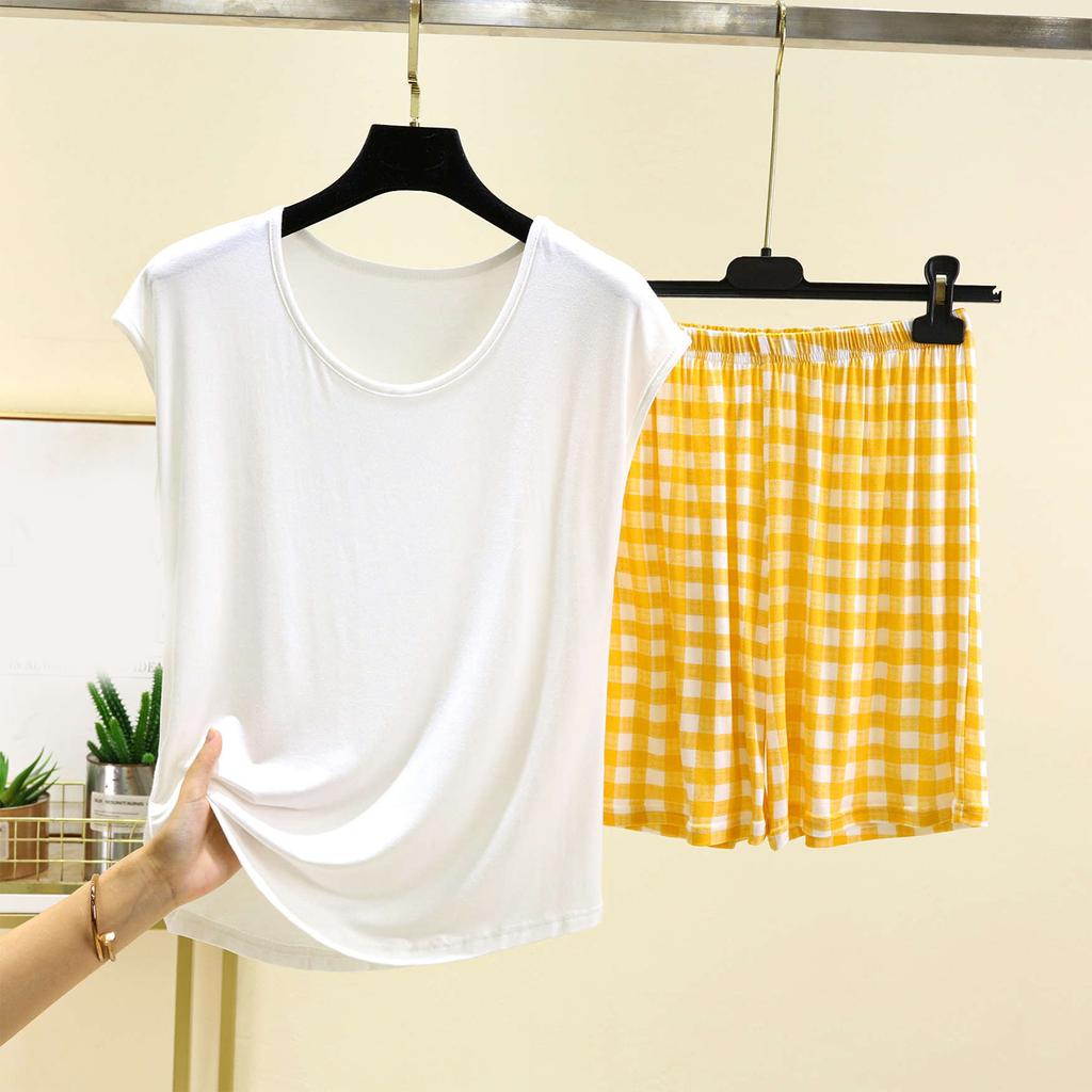 Ladies' Casual And Comfortable Round Neck Solid Color Top With Checkered Printed Shorts Plus Size Set