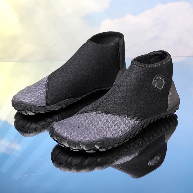 

New outdoor creek walking shoes jumping rope skipping shoes indoor yoga squat indoor fitness shoes beach wading shoes 35