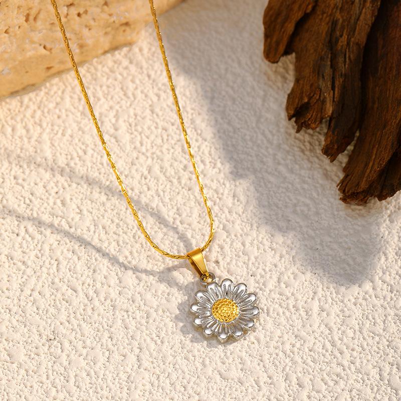 Windmill Sunflower Pendant Necklace Women Light Luxury Collarbone Chain Small Sense Advanced Titanium Steel Colorfast Jewelry