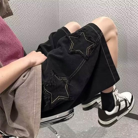 Men Denim Shorts Elastic Waist Adjustable Drawstring Oversized Wide Leg Short Jeans Washed Knee-length Shorts with Tassel Edge Star Patch