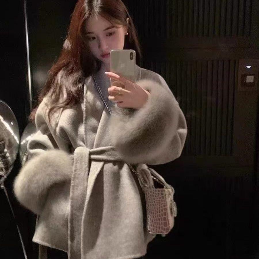 Women's Mid-Length Double-Faced Cashmere Coat with Fox Fur Cuffs for 2025 Autumn/Winter