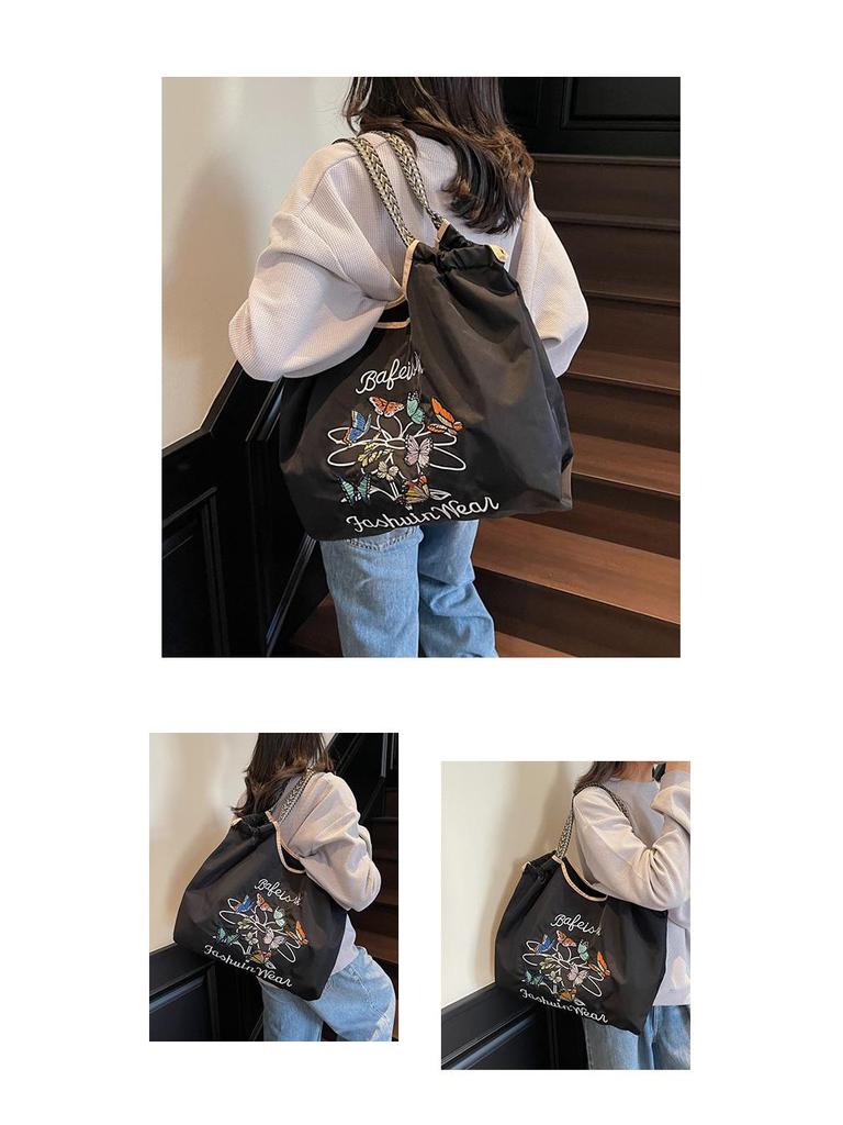 Retro Embroidered Nylon Large-Capacity Shoulder Bag - Trendy Women's Handbag for Shopping