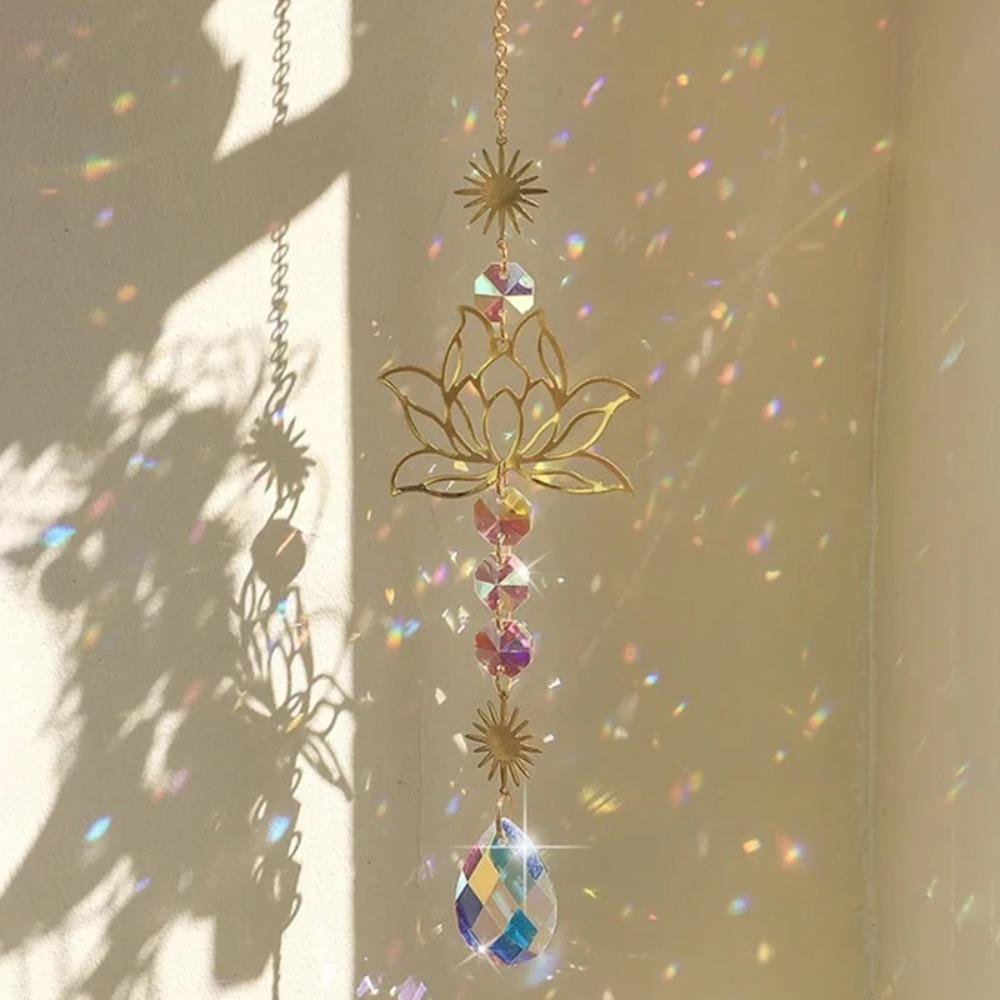 Sun Catcher Crystal Lotus Hanging Crystal Colored Glass Sun Catcher Outdoor Decoration Rainbow Maker Prism Chakra Garden Decorat