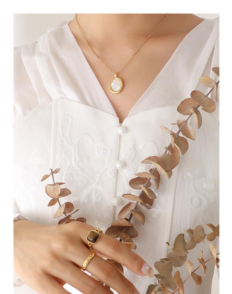 Elegant Gold-Plated Titanium Steel Necklace with Oval White Sea Shell Pendant