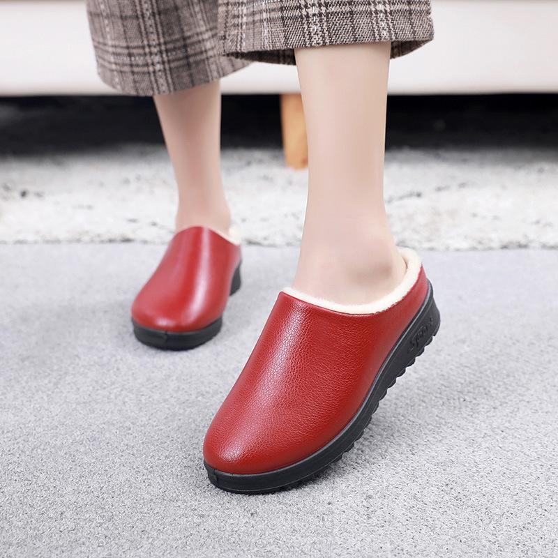 Thiened Cotton Slippers for Women's Winter Anti-Water Slip-Resistant Warm Indoor Outdoor Wearable Padded Flat Heel Couple Oes