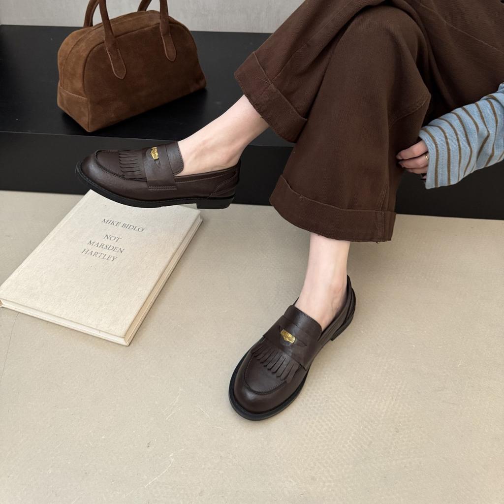 Loafers women's one-pedal 2025 spring and autumn new fashion versatile British lazy love thick heel small leather shoes