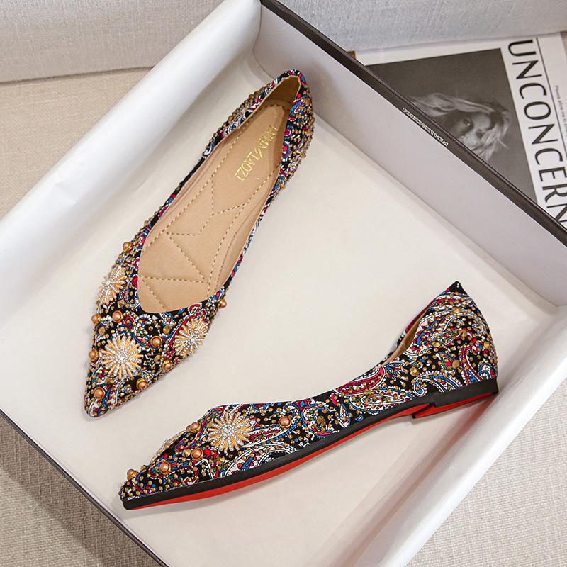 Single shoes women's summer new rhinestone metal printing shallow mouth pointed flat bottom women's shoes one