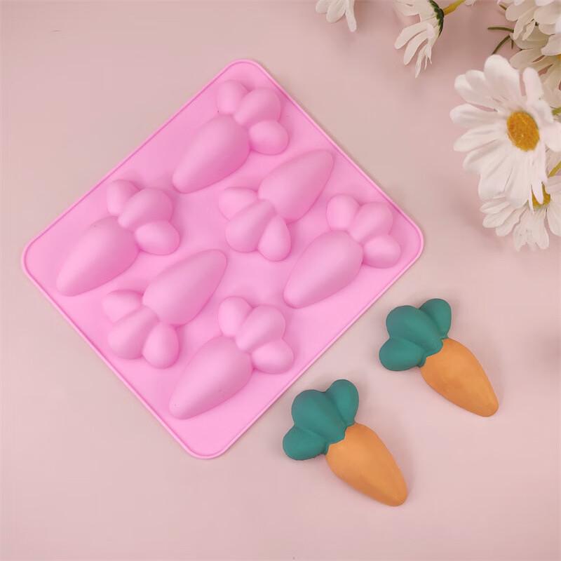 6-gniazdowa forma silikonowa w kształcie marchewki