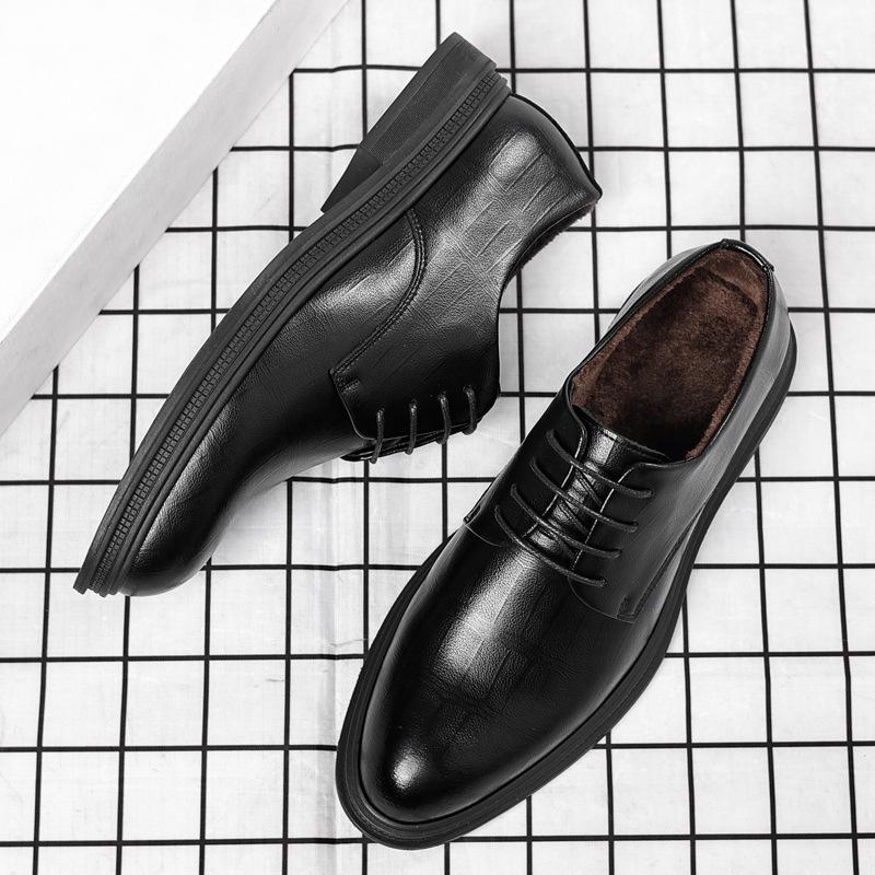Fashion 2025 Black Soft Leather Men Heighten Formal  Casual Business Men Oxfords Suit Shoes