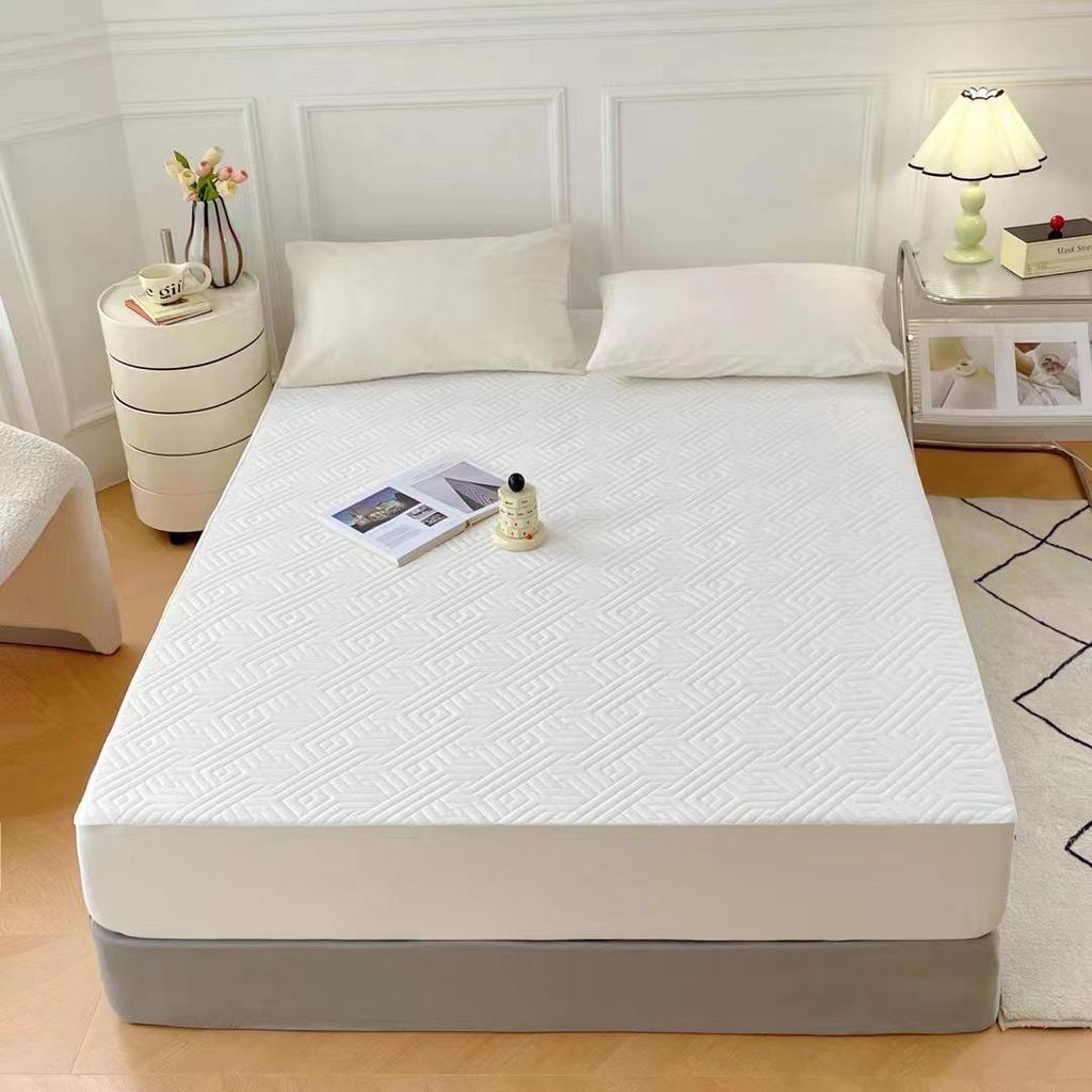 Waterproof Quilted Incontinence Mattress Cover with Anti-Mite Protection