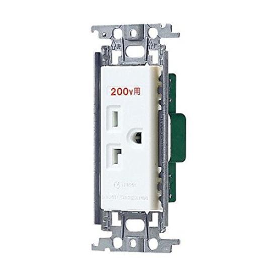 

Panasonic Cosmo Series Wide 21 Embedded Ground Pack of White WTF19223WK05 15A/20A Outlet, 5,