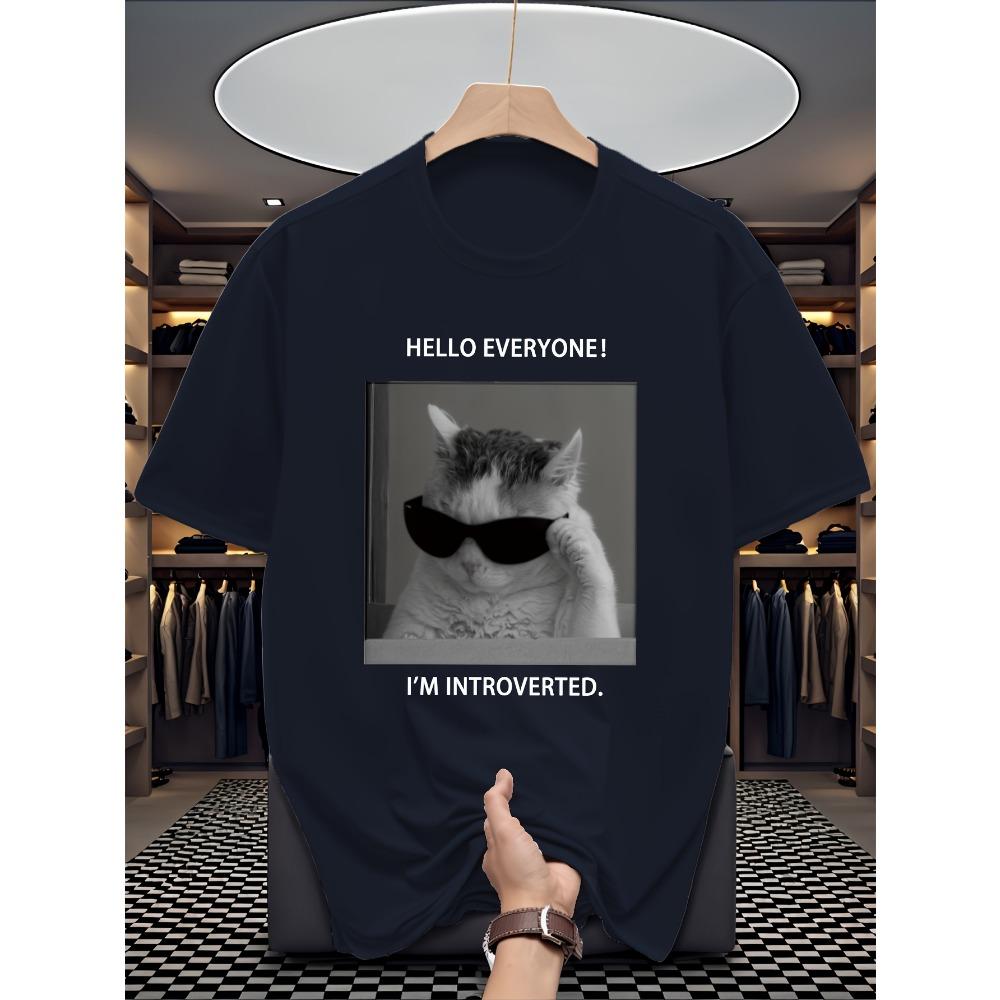 

A Sporty and casual short-sleeved T-shirt with a cat letter print for men pretending to be socially awkward S