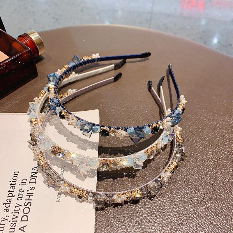 Korean Fashion Pearl Rhinestone Crystal Headband: Stylish, Non-Slip, Luxury Design