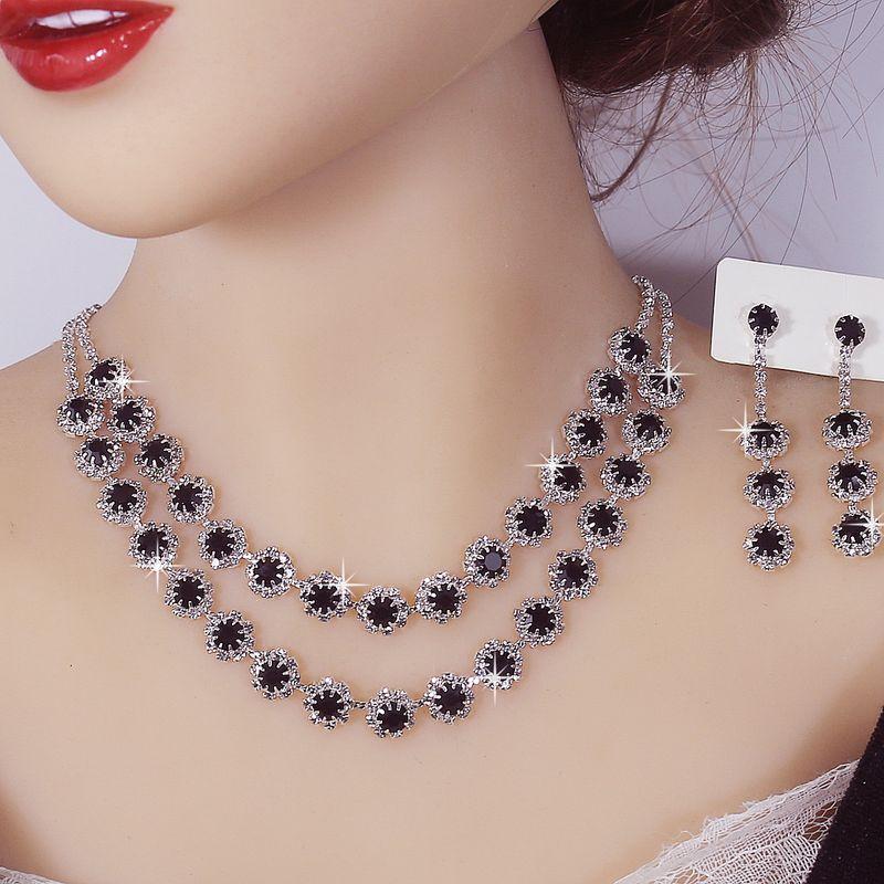 

Свадебные аксессуары Двухслойное Ожерелье и Серьги с Бриллиантами ПОДСОЛНУХА Элегантное Ожерелье, инкрустированное Стразами, Украшение для Невесты, Выступление Black necklace + earrings X16