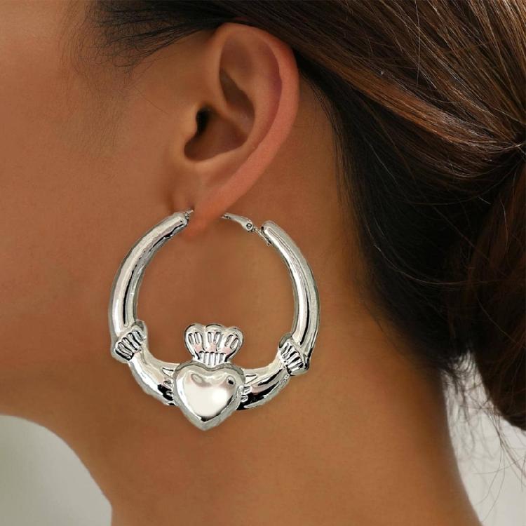 Elegant Heart And Crown Hoop Earrings For Women Unique Statement Jewelry Suitable For Valentine Day Gifting