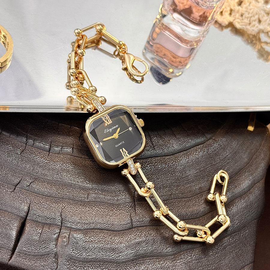 High end Niche Bracelet Style Wristwatch light luxury creative square multi facet glass Women's quartz Watches Chain Antique