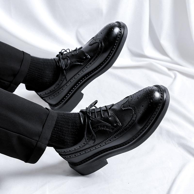 FashionNew Trending Brogues Classic Men Dress Shoes Men Oxfords Patent Leather Shoes Lace Up Formal Black Leather Wedding Party Shoes