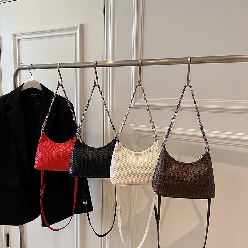 2025 Trendige gewebte Damen-Umhängetasche: Vielseitige Schulter- & Unterarmtasche