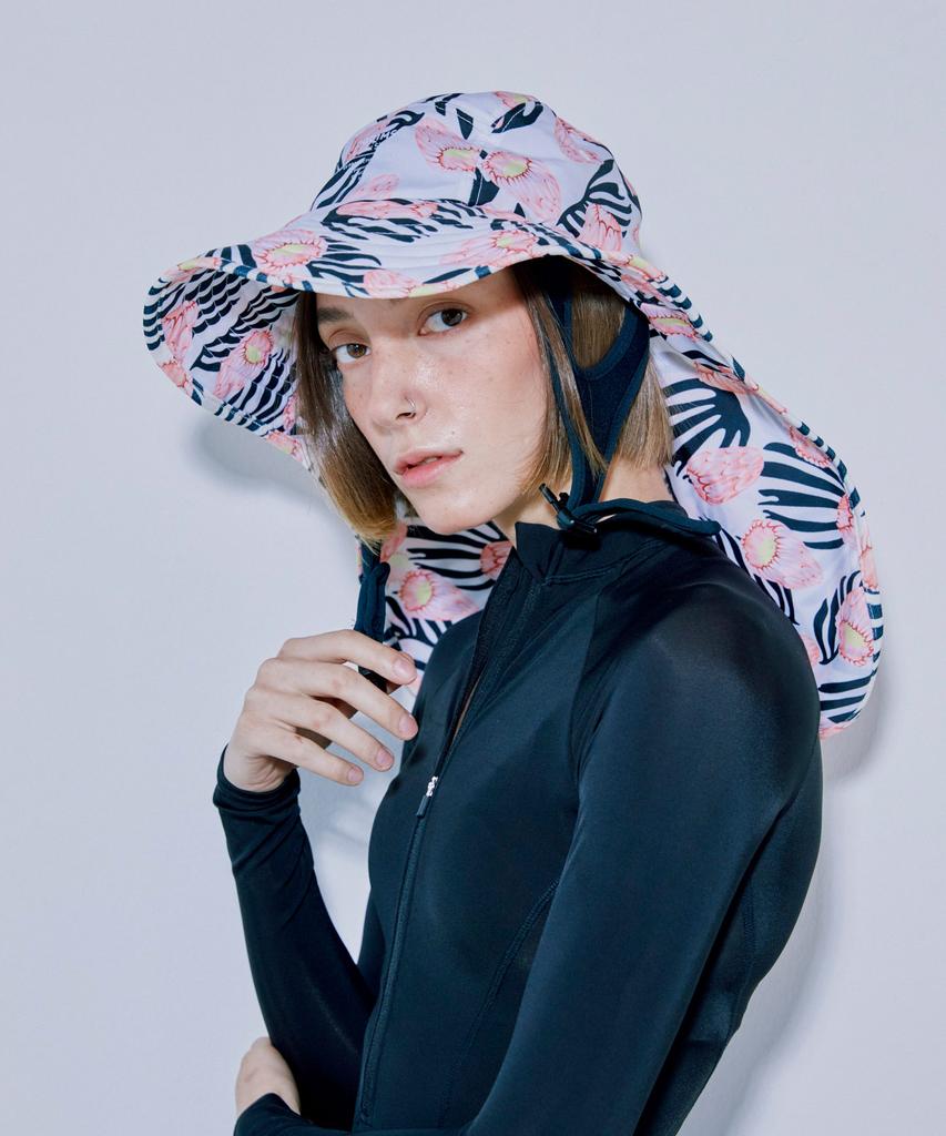 Gugimseukeompeoni 766_Ri Surfing Hat Wide Cover Pro