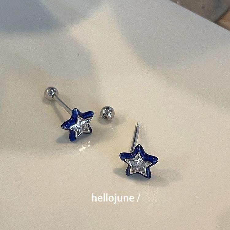 

Серьги-гвоздики с винтовой пряжкой из королевского синего циркония - элегантные и универсальные модные украшения для женщин five-pointed star, a pair королевский синий