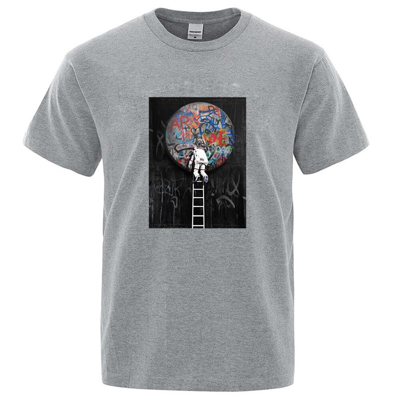 Summer Men's High Quality Cotton Funny Astronaut Design Print Casual Loose Cool Men O-neck Men Comfortable Soft Cotton T-shirt
