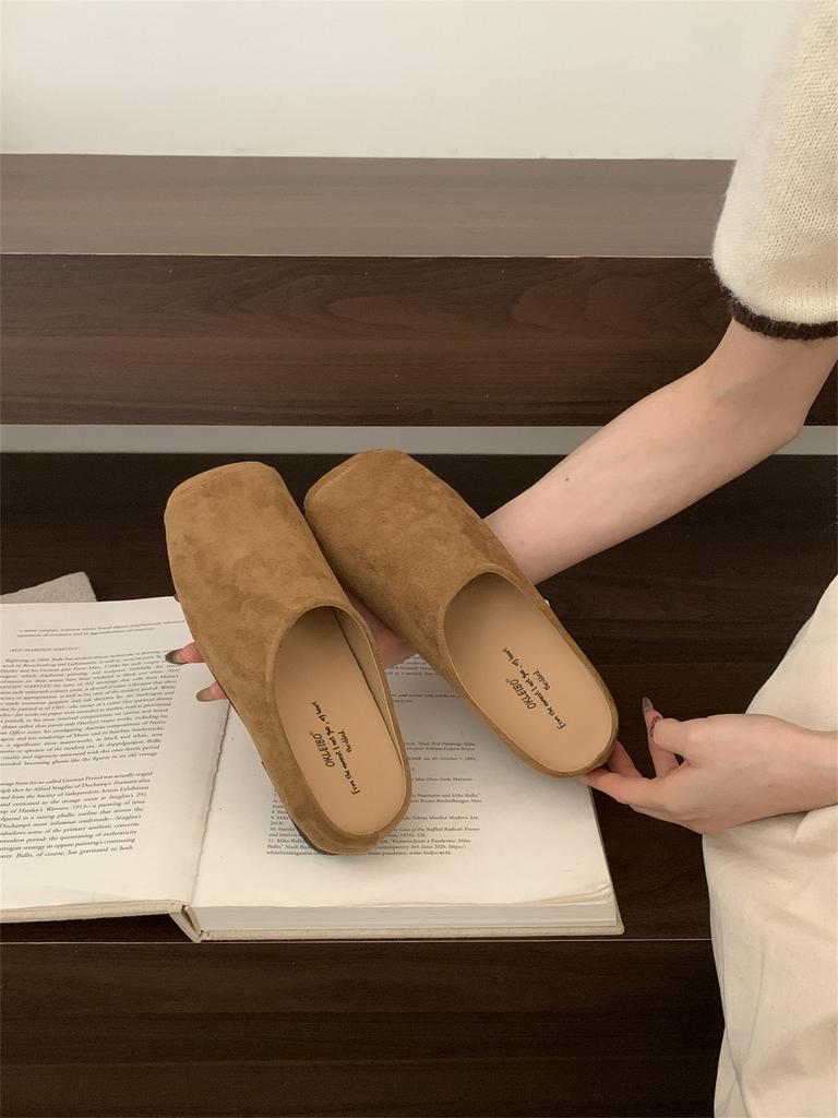 Retro evening wind soft bottom bag head slippers women's 2025 autumn and winter new niche leopard print Birkenstock slippers lazy half drag