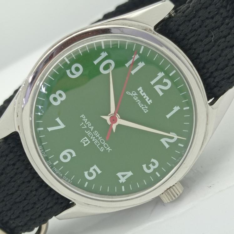 

OLD HMT JANATA INDIAN MENS MECHANICAL WATCH a413030-1 Sku009-a413030