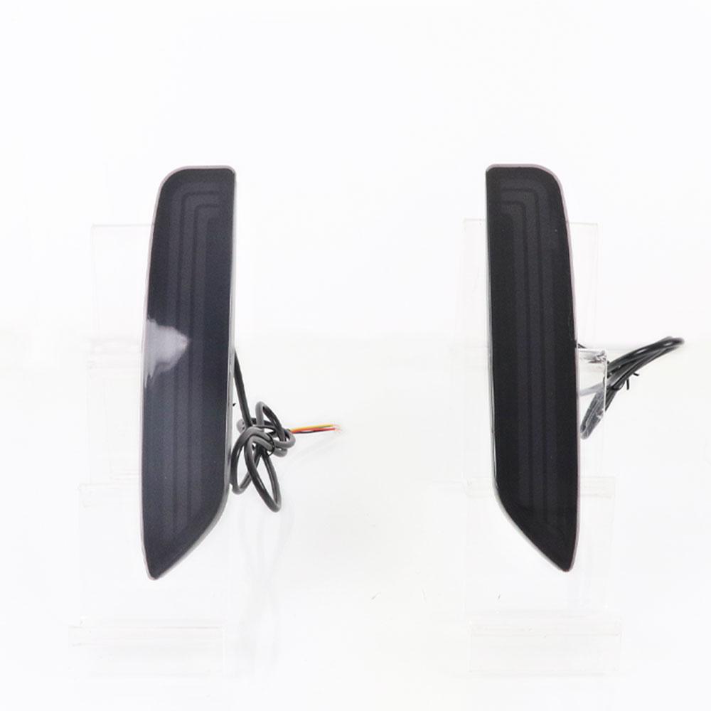 2PCS LED Rear Bumper Reflector Tail Brake Light For Mitsubishi Xpander 2022 2023 Xpander cross 2019-2021 Fog Lamps Turn Signal l