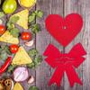 8pcs Heart-Shaped Cutlery Holder Placemats, Hand Wash Only, for Romantic Table Decor Wedding Supplies, Event Party Supplies