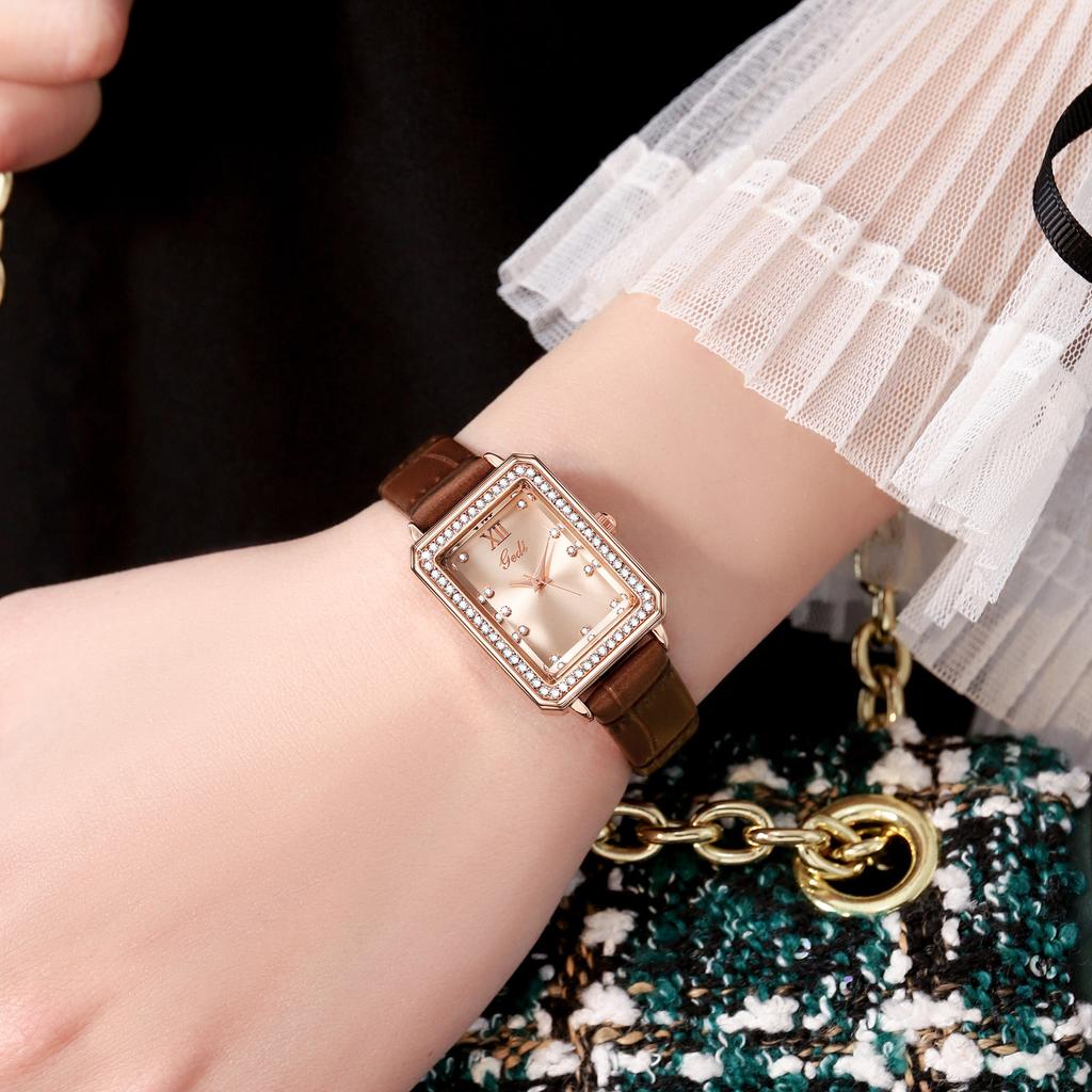 Fashion Light Luxury Diamond-Encrusted Square Exquisite Case Women'S Middle School Student Waterproof Belt Quartz Watch