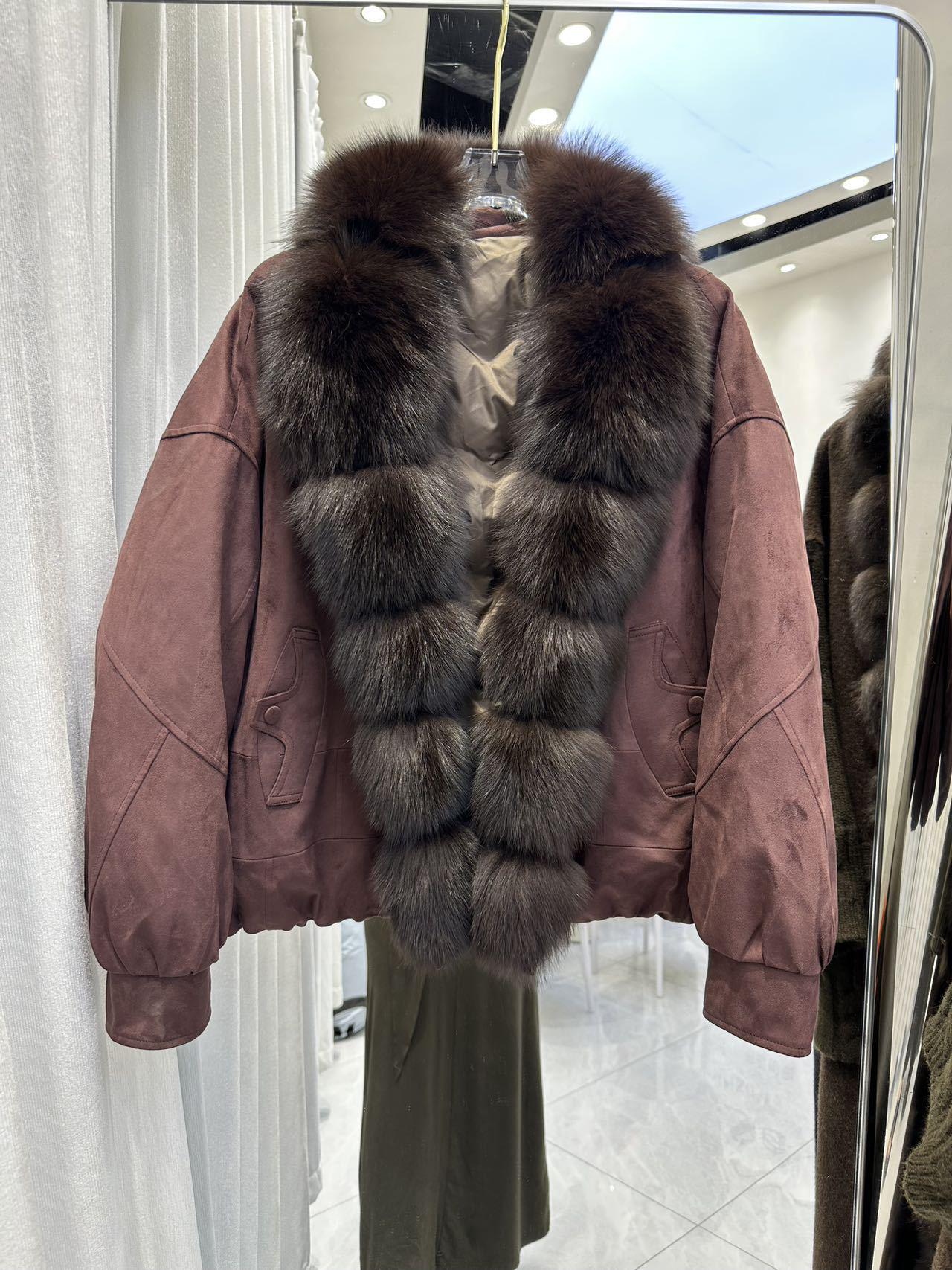 Women`s Short Winter Down Jacket with