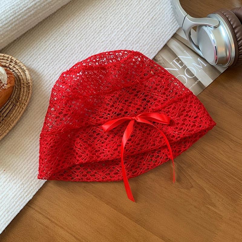 

Lace Bow Hollowed Out Knitted Hats For Women Breathable Beanies Pullover Cap Summer Korean Versatile Design Ladies Hats as the picture