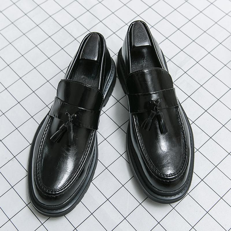 Men's shoes large size new casual leather shoes fashion fringed leather shoes trend foot cover one pedal loafers