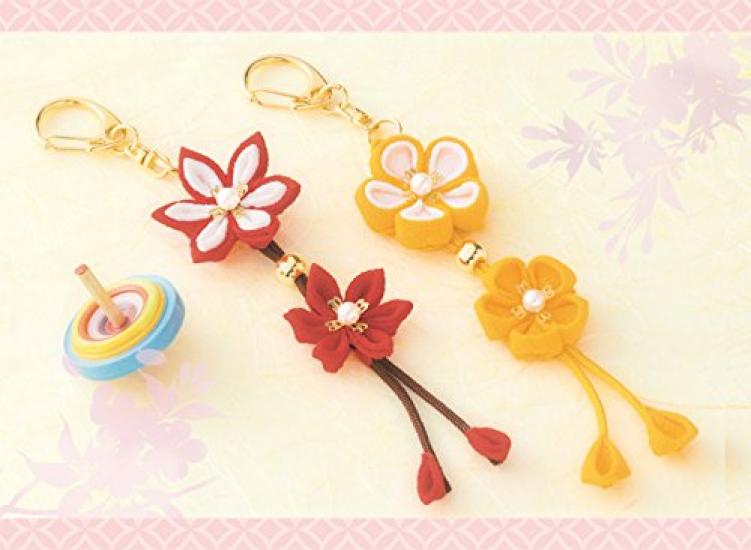 Panami Craft Kit No-Sew Japanese Tsumami-Zaiku Keychain LH-106