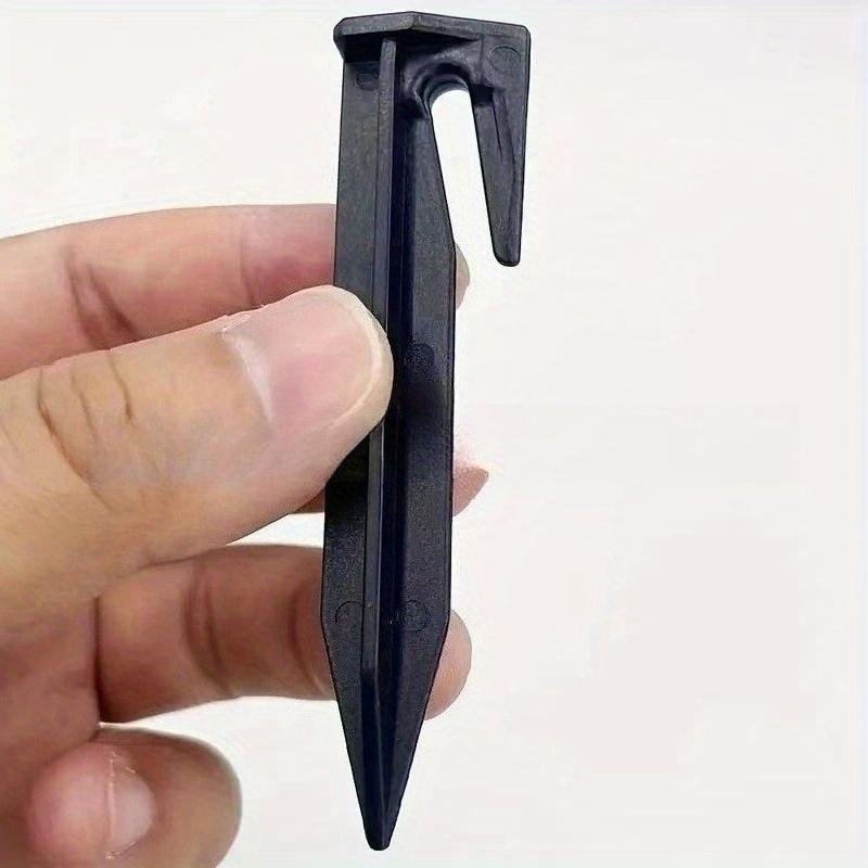 

50 шт. Черные пластиковые колышки для заземления проводов, колышки для кабеля газонокосилки, сигнальной линии, для обозначения границ на открытом воздухе в саду, на лугу, для кемпинговой палатки 8.5cm (3g)