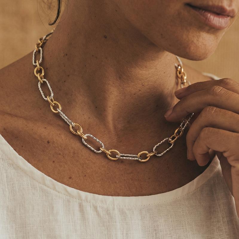 European and American wind titanium steel non-fading necklace Cuban chain splicing two-color necklace women's light luxury niche versatile jewelry