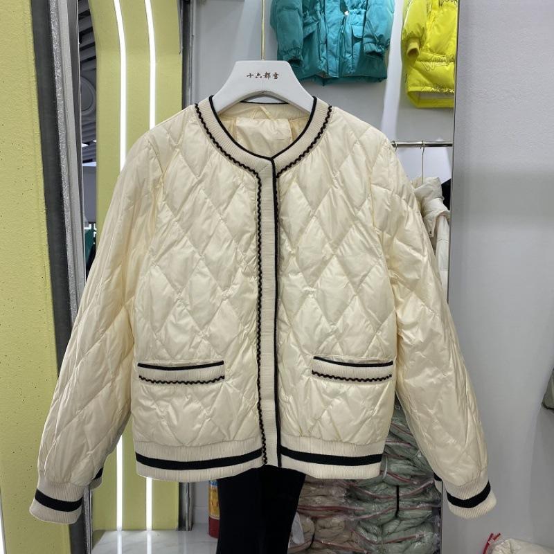 

Легкая куртка-пуховик женская короткая 2024 новая зимняя одежда темперамент элегантный иностранный стиль тонкая легкая куртка модный тренд XL