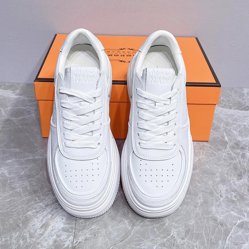 Popular little white shoes women's spring 2025 new women's shoes versatile casual board shoes niche heightening platform single shoes