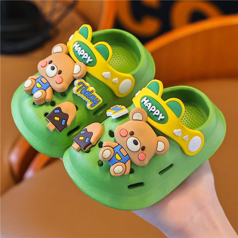 

Children Sandals Cute Cartoon Children DIY Clogs Garden Slippers Anti-slip Platform Summer Kids Mules Slippers Beach Shoes 31