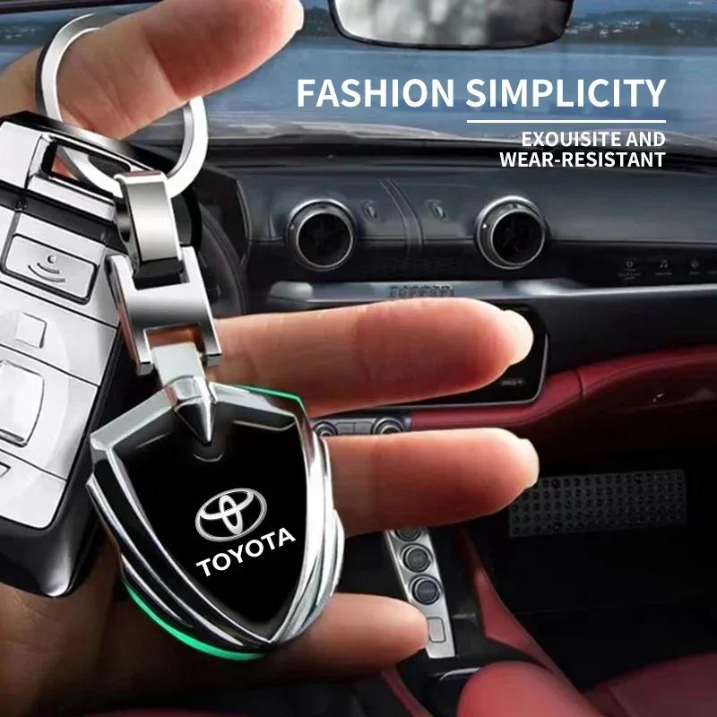 Car Accessories 3D Metal Key Rings Car Logo Emblems Keychain For Toyota C-hr Prado Rav4 Yaris Hilux Prius Avensis Corolla Camry
