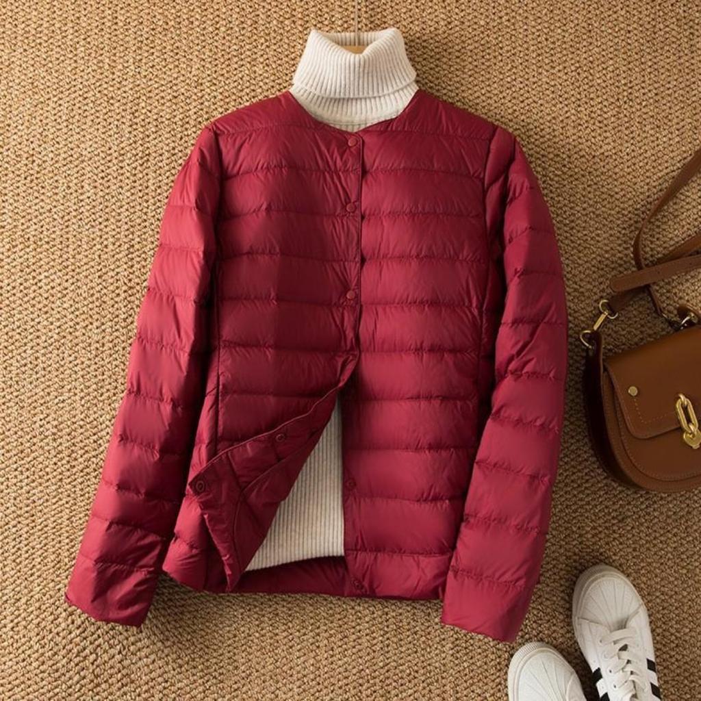 Lightweight Down Jacket for Women Short Style with White Duck Down Inner Lining Worn On The Outside and Paired with Round Neck Warm Oversized Jacket