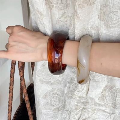 Transparente Kreativität Mode Neue Modelle Acryl Armreif Armband Damen Textur Unregelmäßig Temperament Breiter Armreif Trend Schmuck