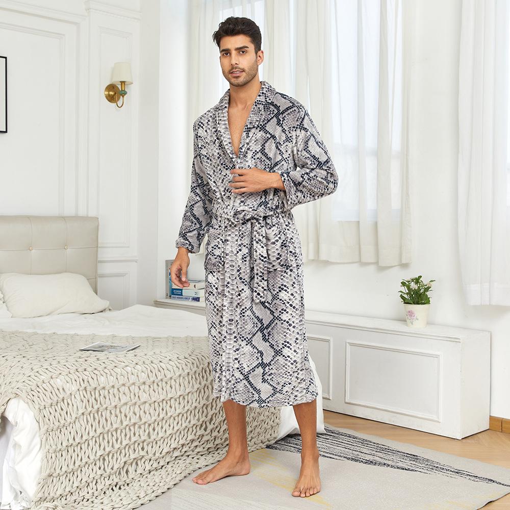 Men's Shawl Collar Robes Full Length Fleece Plush Bathrobes Soft Spa House Coat with Pockets Fluffy Spa Robes Unisex Winter Cozy Warm Spa Long Robe